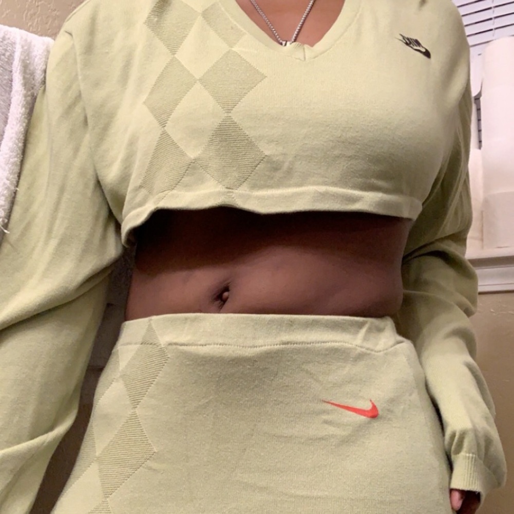 Nike printed long sleeved green shirt